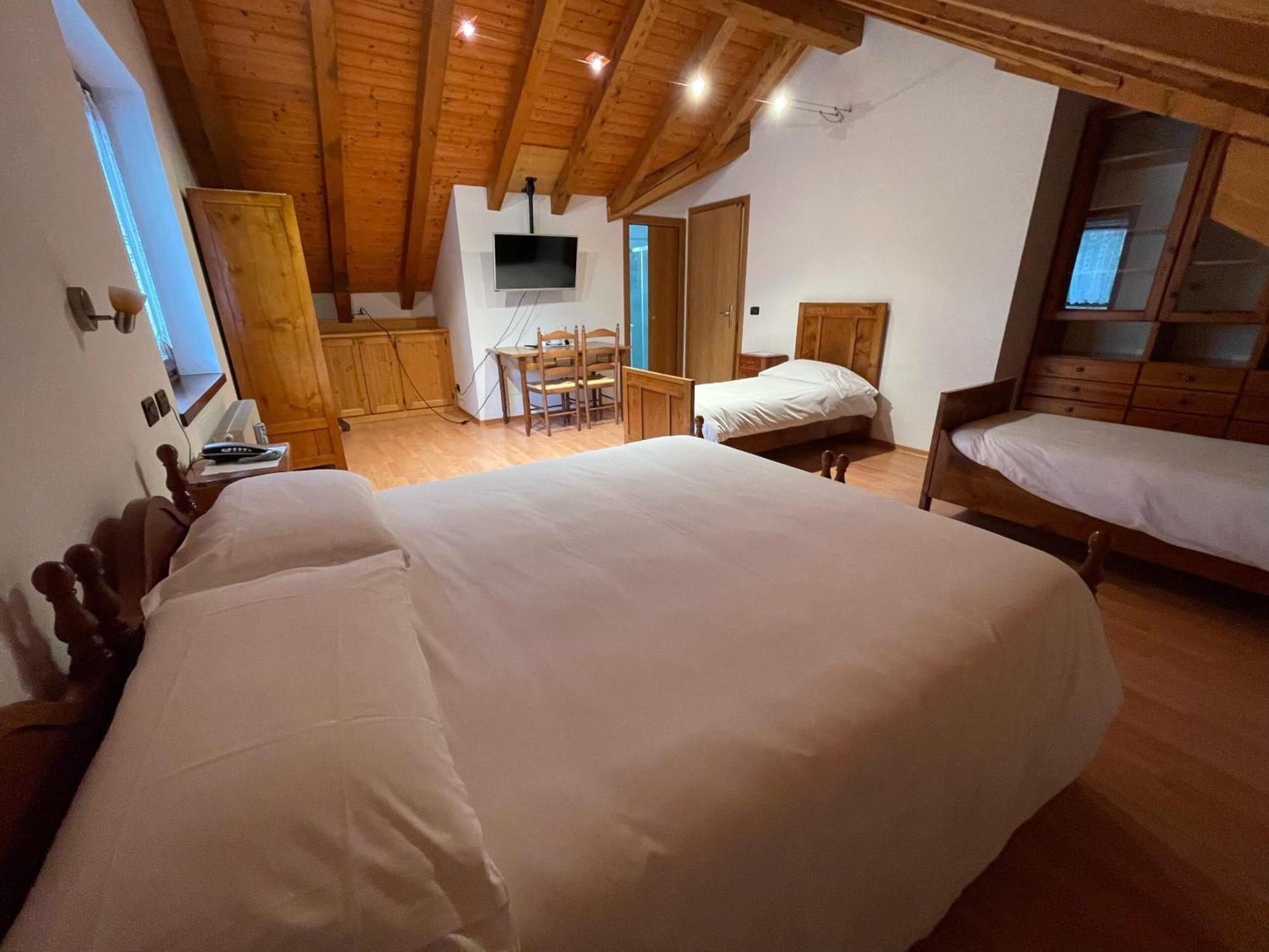Albergo Nuoitas Forni di Sopra Zewnętrze zdjęcie